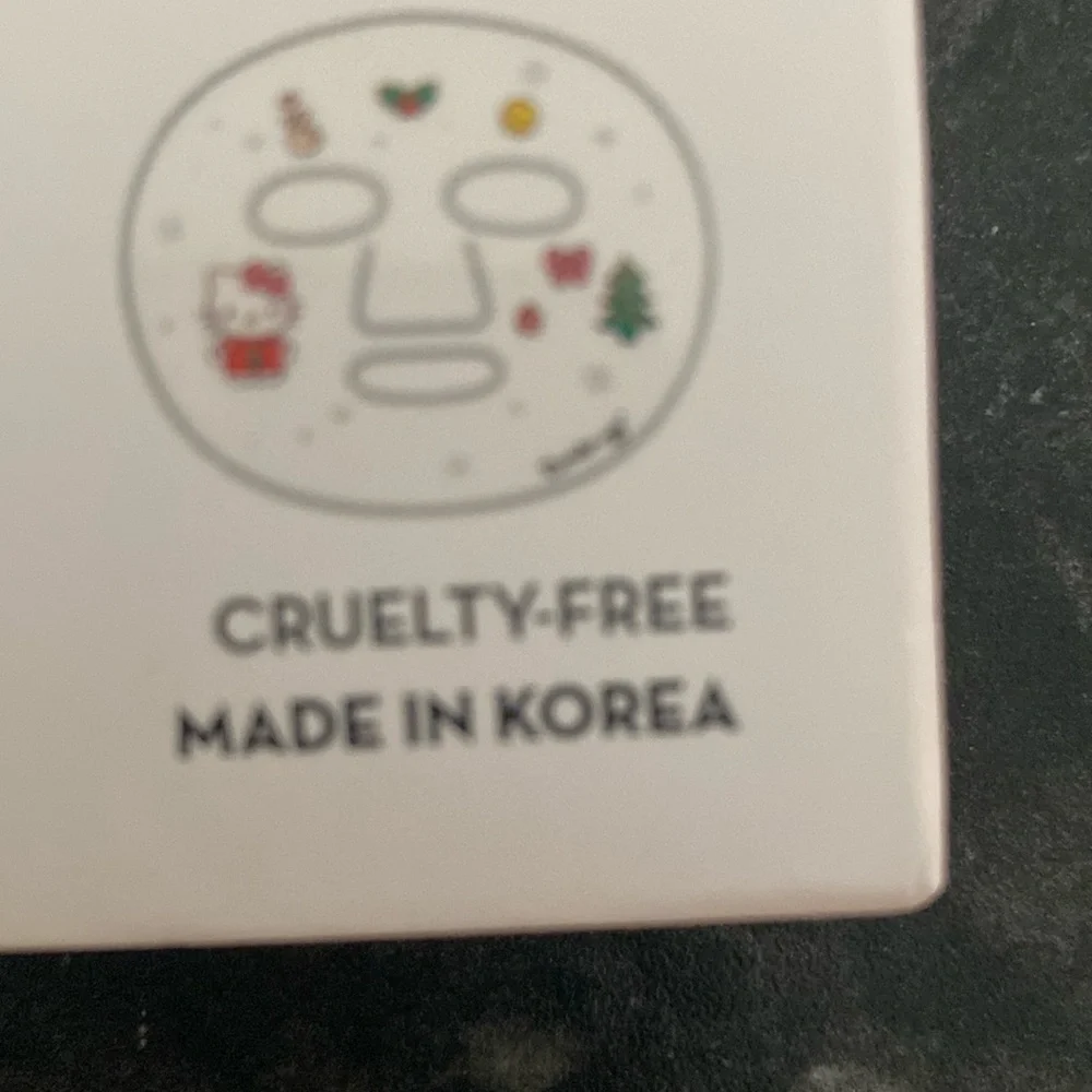 The Crème ShopX Hello Kitty Merry & Bright Limited Edition Printed Essence Mask
